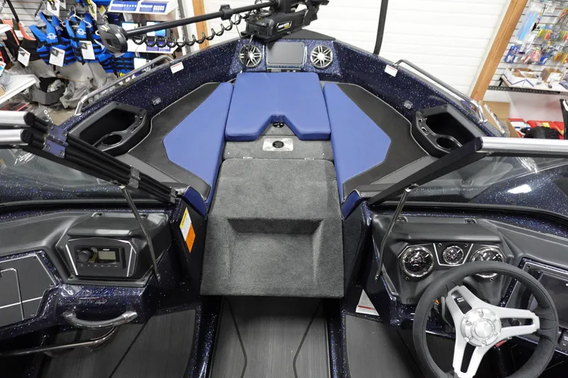 Slide: The Image of 2025 Skeeter Solera 189 boat interior with steering wheel and control panel. - 27