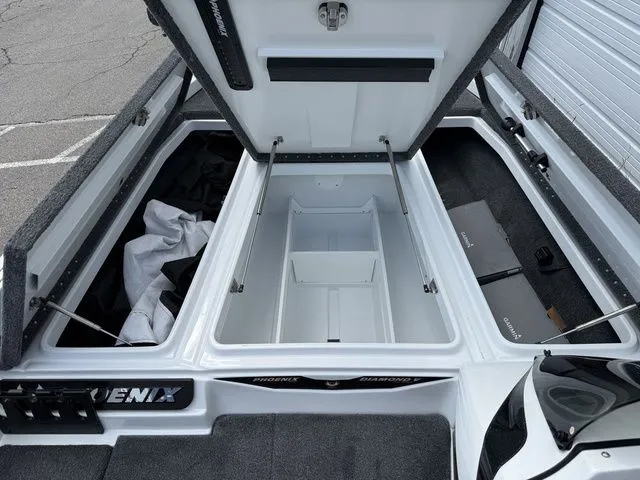 Slide: The Image of Phoenix Bass Boat 920 Elite X 2026 - 11