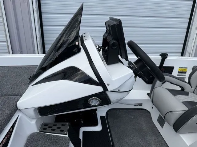 Slide: The Image of Phoenix Bass Boat 920 Elite X 2026 - 13
