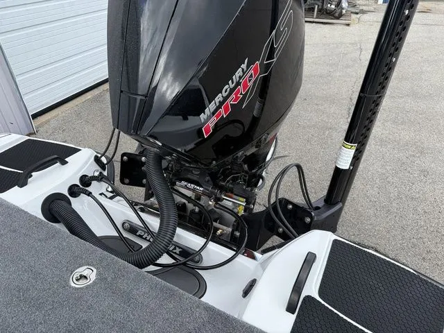 Slide: The Image of Phoenix Bass Boat 920 Elite X 2026 - 19