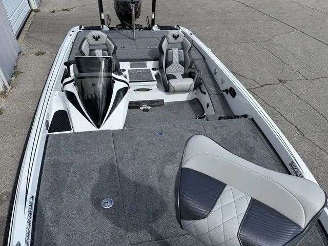 Slide: The Image of Phoenix Bass Boat 920 Elite X 2026 - 7