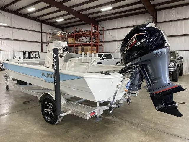 Slide: The Image of Avid 21 Mag 2023 - 14