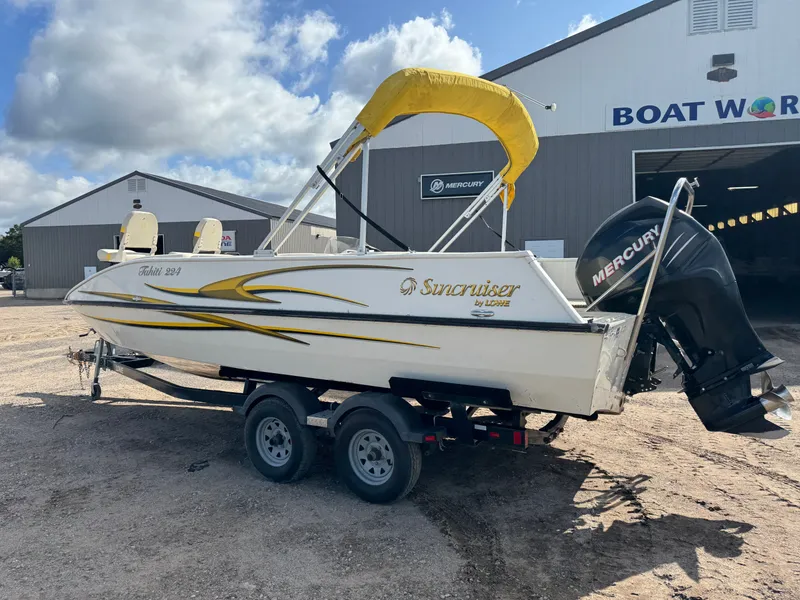 Slide: The Image of Lowe Suncruiser Tahiti 224 Deck Boat 2007 - 52