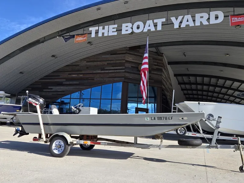 Slide: The Image of 1991 Alumaweld FLATBOAT at The Boat Yard with Suzuki motor. - 10
