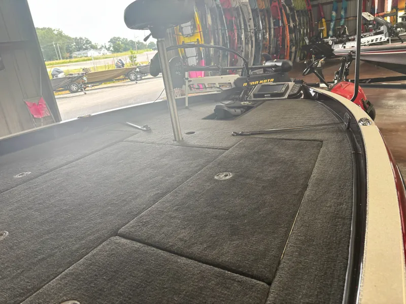 Slide: The Image of Ranger Z520C DC 2015 - 16