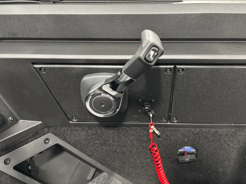 Slide: The Image of Alumacraft Competitor 185X Sport 2026 - 11