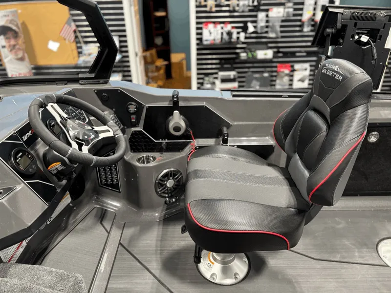 Slide: The Image of Skeeter WXR2060 F 2026 - 11