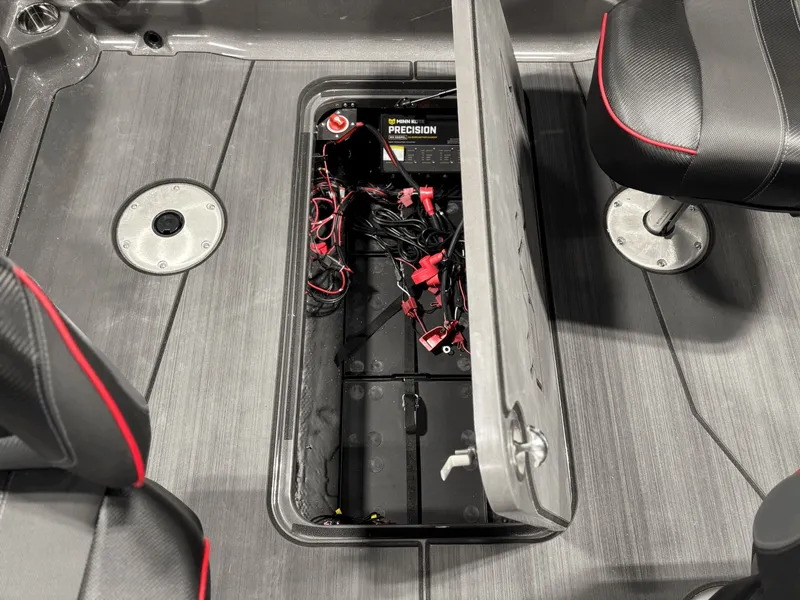 Slide: The Image of Skeeter WXR2060 F 2026 - 18