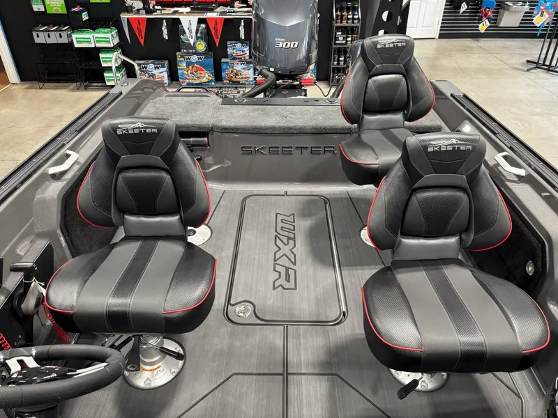 Slide: The Image of Skeeter WXR2060 F 2026 - 19