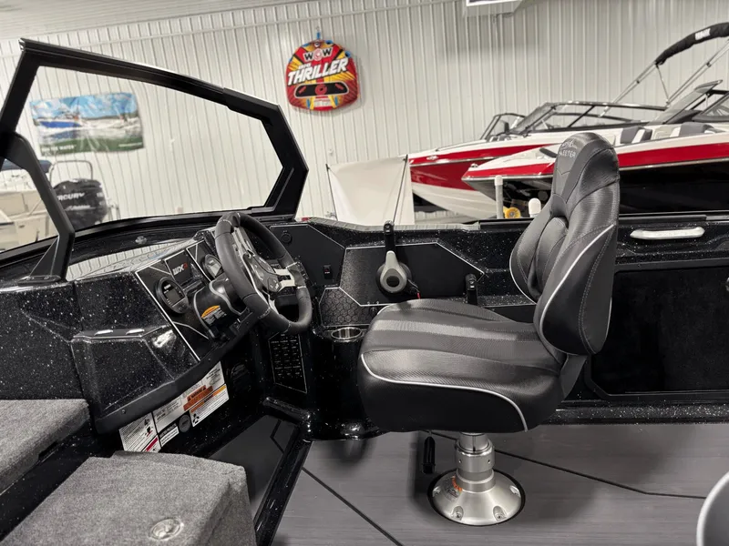 Slide: The Image of Skeeter WXR2060 2026 - 10