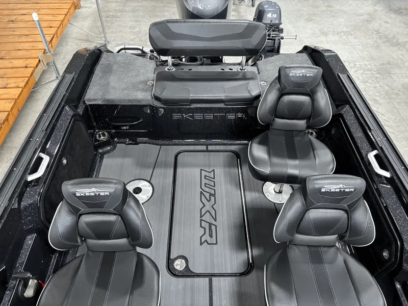 Slide: The Image of Skeeter WXR2060 2026 - 19