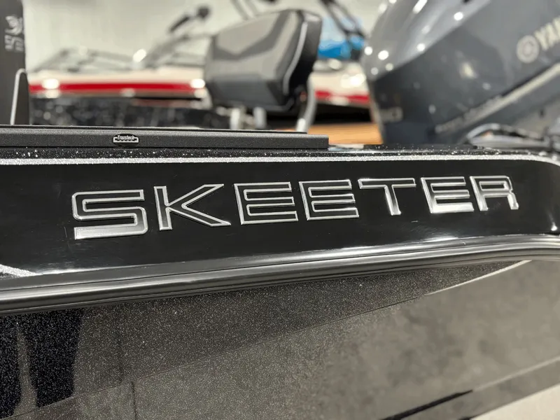 Slide: The Image of Skeeter WXR2060 2026 - 22