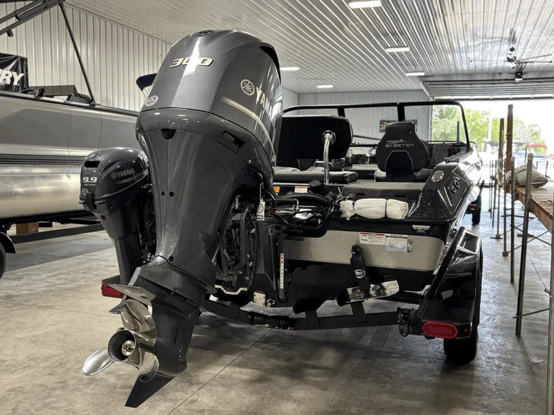 Slide: The Image of Skeeter WXR2060 2026 - 6