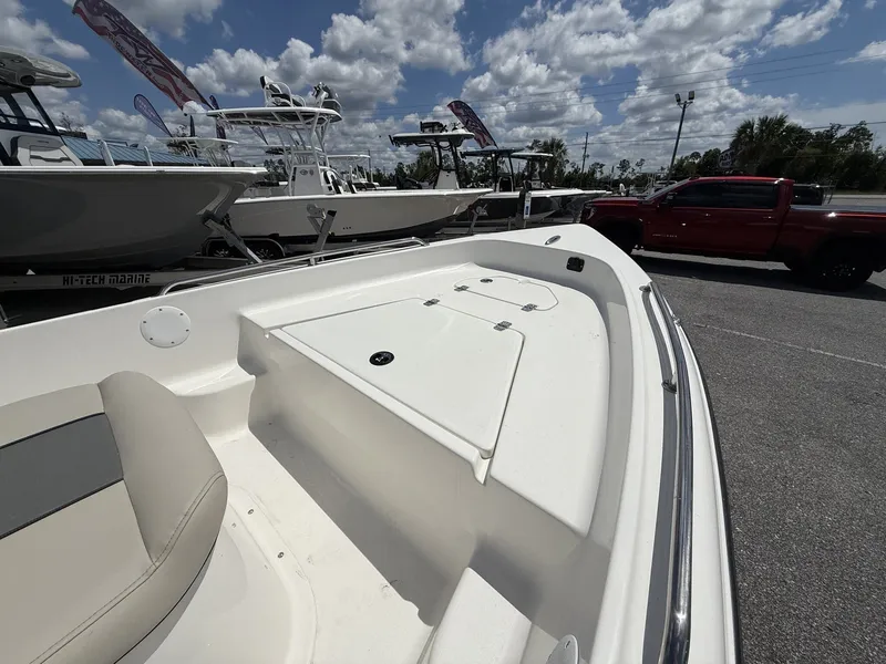 Slide: The Image of Key West 1720 Center Console 2026 - 10