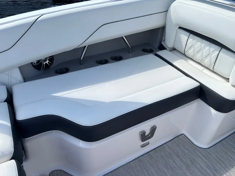 Slide: The Image of Regal LS4 Surf 2019 - 1000