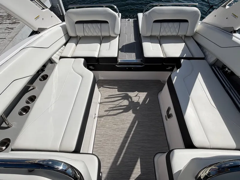 Slide: The Image of Regal LS4 Surf 2019 - 997