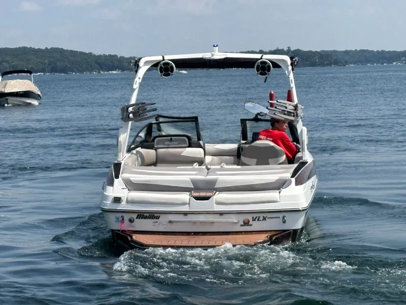 Slide: The Image of Malibu Wakesetter 22 VLX 2018 - 583