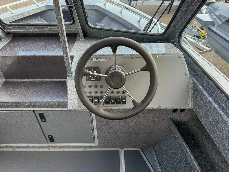 Slide: The Image of North River 21' Seahawk 2026 - 10