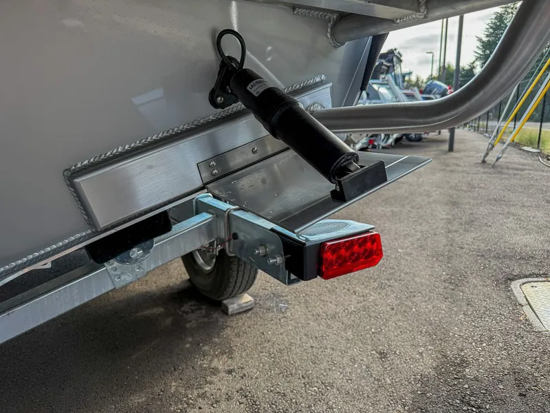 Slide: The Image of North River 21' Seahawk 2026 - 22