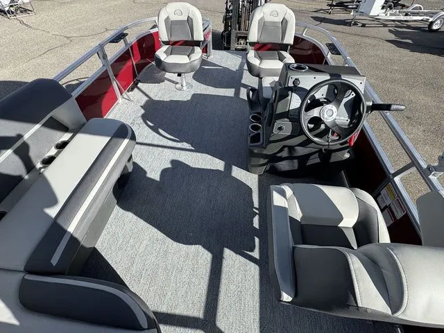 Slide: The Image of Sun Tracker Bass Buggy 16 XL Select 2026 - 13