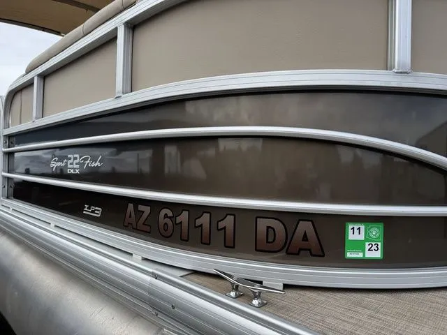 Slide: The Image of Sun Tracker SportFish 22 XP3 2018 - 14