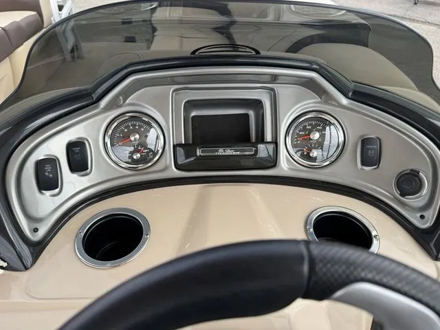 Slide: The Image of Sun Tracker SportFish 22 XP3 2018 - 42