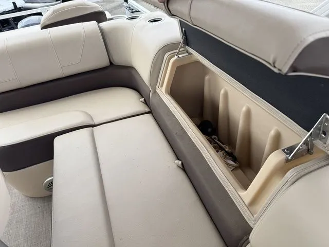 Slide: The Image of Sun Tracker SportFish 22 XP3 2018 - 48