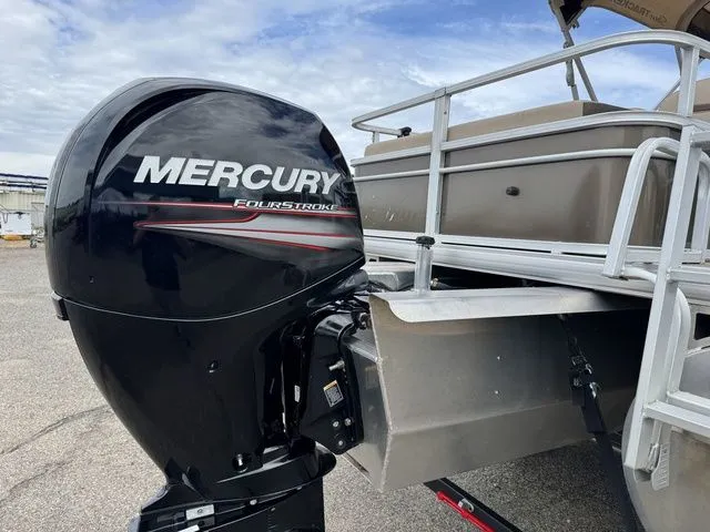 Slide: The Image of Sun Tracker SportFish 22 XP3 2018 - 9