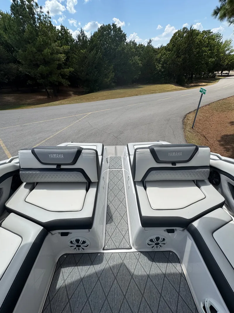 Slide: The Image of Yamaha 27SSD 2020 - 9