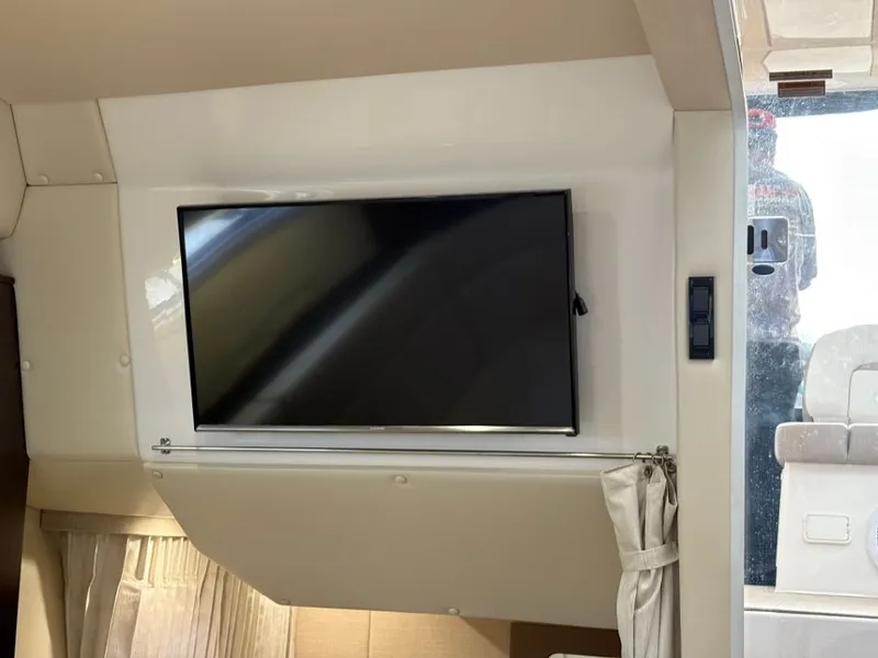 Slide: The Image of Regal 35 Sport Coupe 2017 - 46