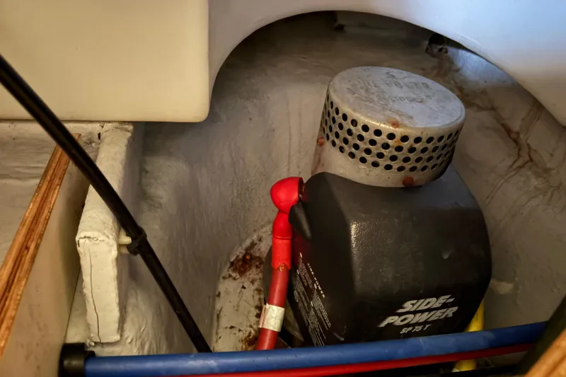 Slide: The Image of Engine compartment of 2005 Meridian 368 Motoryacht with Side-Power SP 75 T thruster. - 82