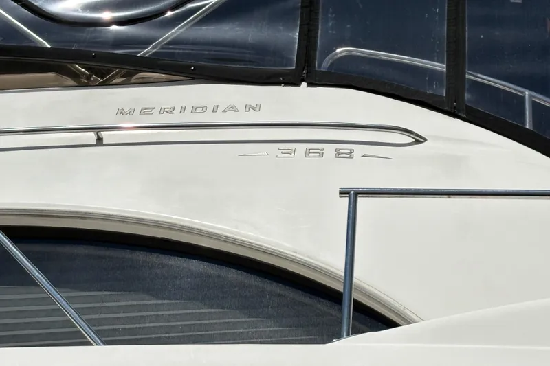 Slide: The Image of 2005 Meridian 368 Motoryacht, close-up of model name and number on hull. - 88