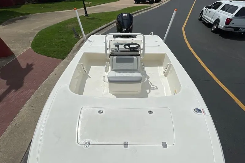 Slide: The Image of Mako 18 Pro Skiff 2026 - 61