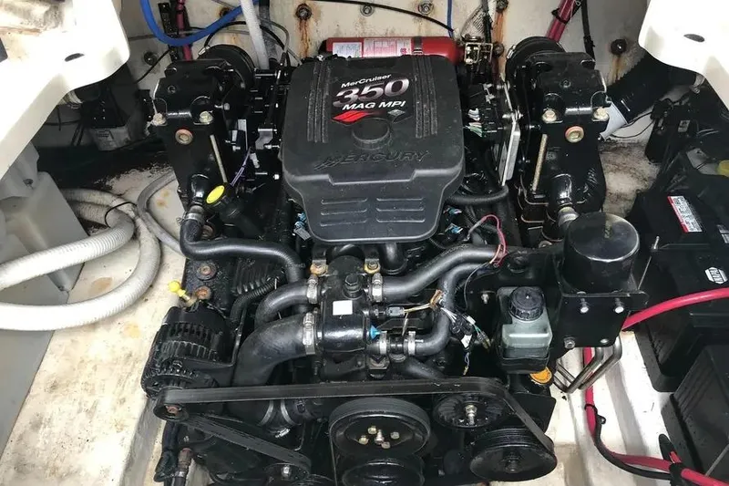 Slide: The Image of Mercruiser MPI 350 Mag - 22