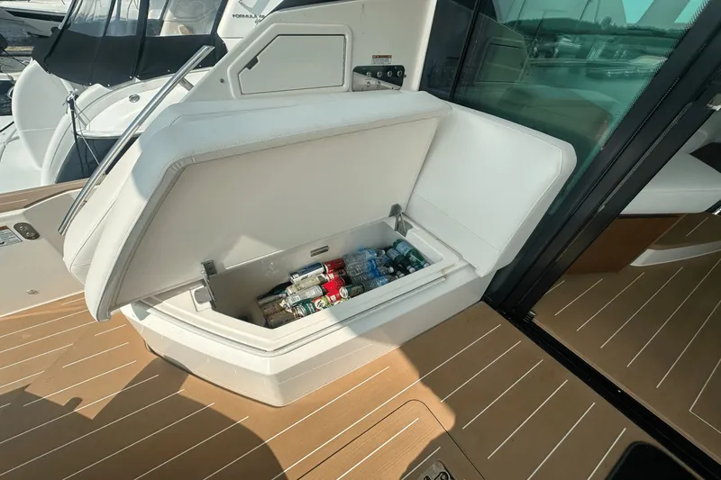 Slide: The Image of Tiara EX 60 2025 - 30