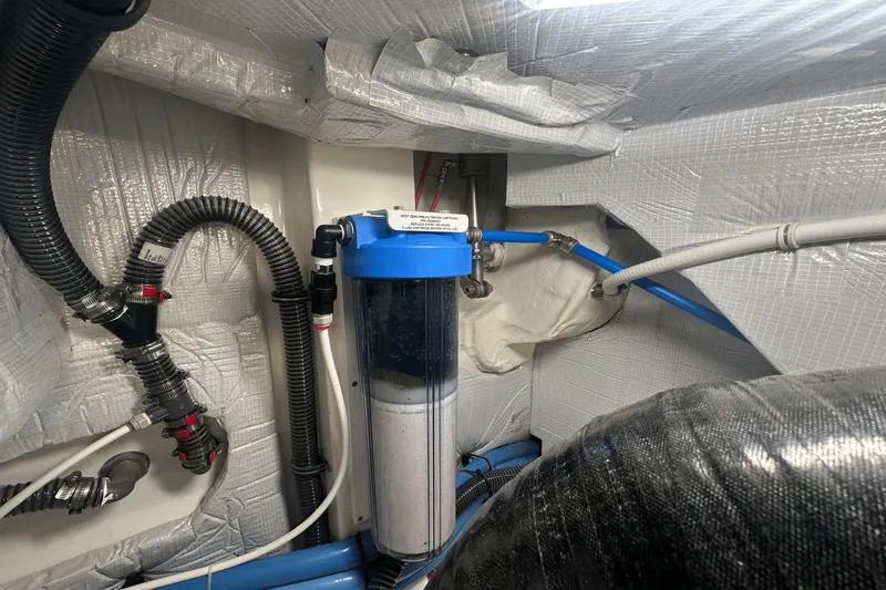 Slide: The Image of Tiara EX 60 2025 - 40