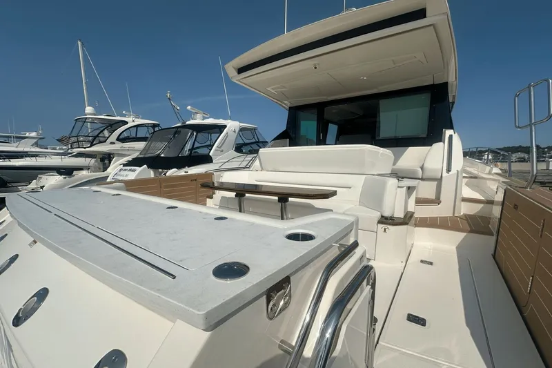 Tiara EX 60 2025 - Marine Source