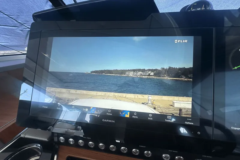 Slide: The Image of Tiara EX 60 2025 - 71