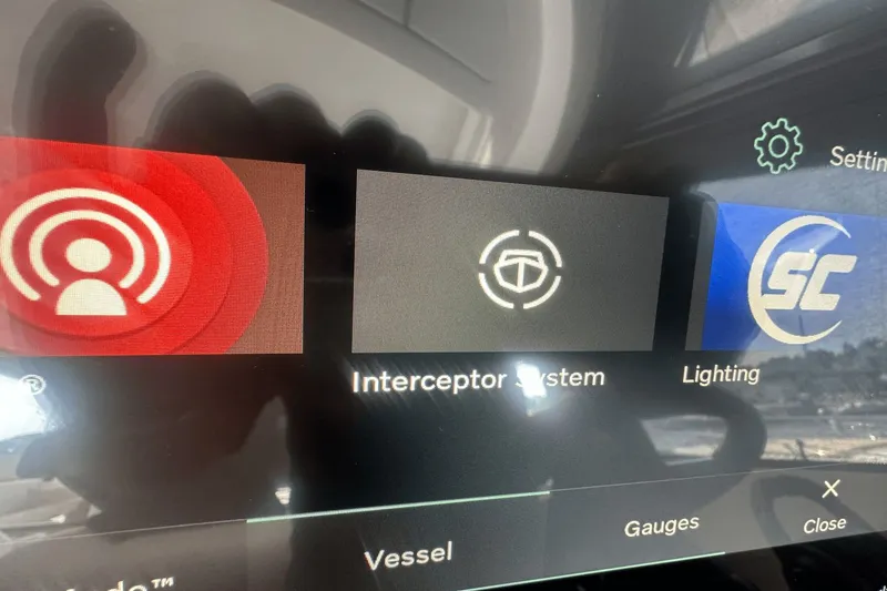 Slide: The Image of Tiara EX 60 2025 - 74