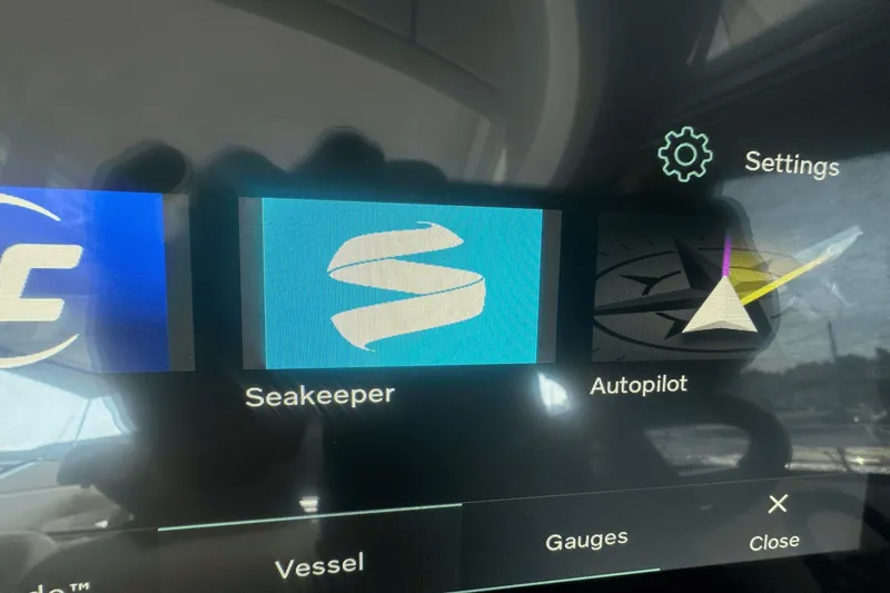 Slide: The Image of Tiara EX 60 2025 - 77