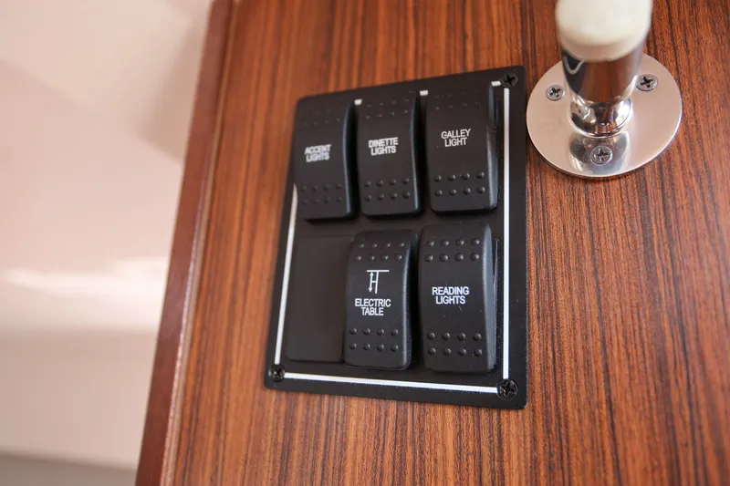 Slide: The Image of Pursuit OS 325 Offshore 2021 - 42