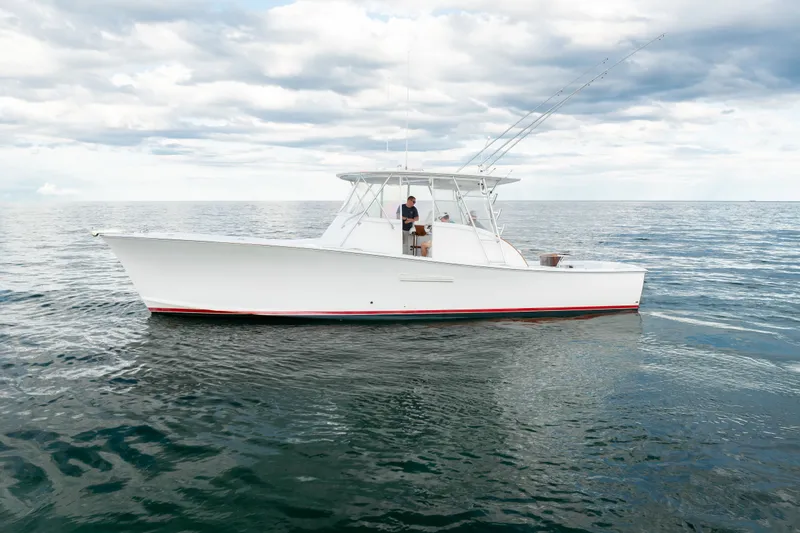 Slide: The Image of Knowles 40 Custom Walkaround 2002 - 10