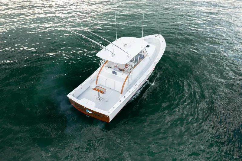 Slide: The Image of Knowles 40 Custom Walkaround 2002 - 14