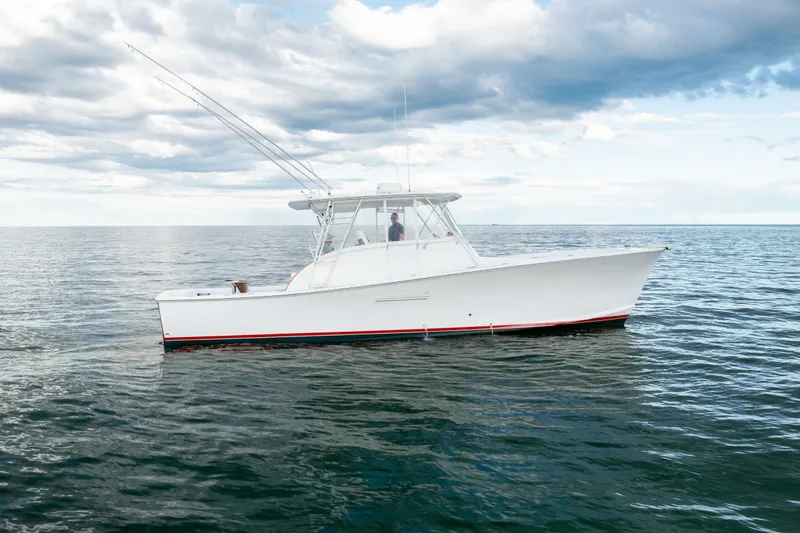 Slide: The Image of Knowles 40 Custom Walkaround 2002 - 2