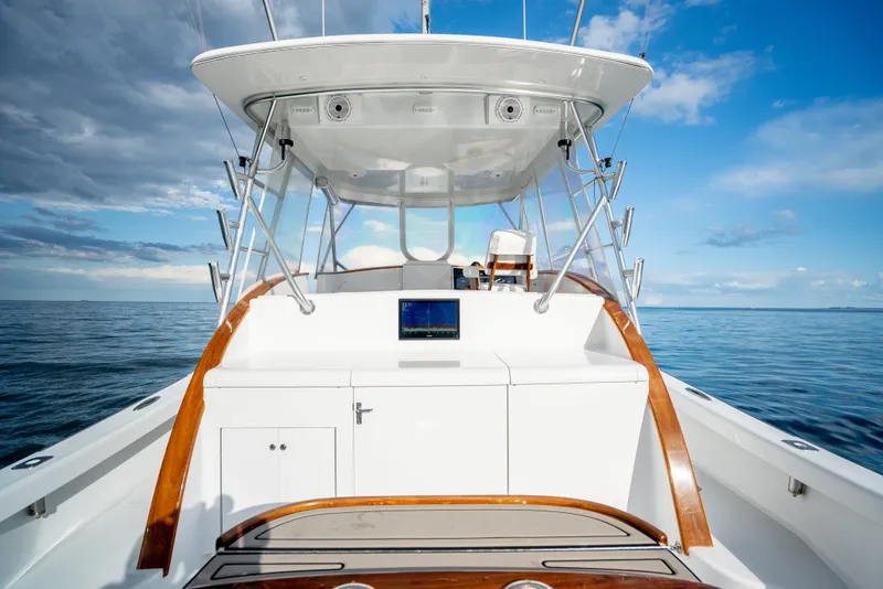 Slide: The Image of Knowles 40 Custom Walkaround 2002 - 21