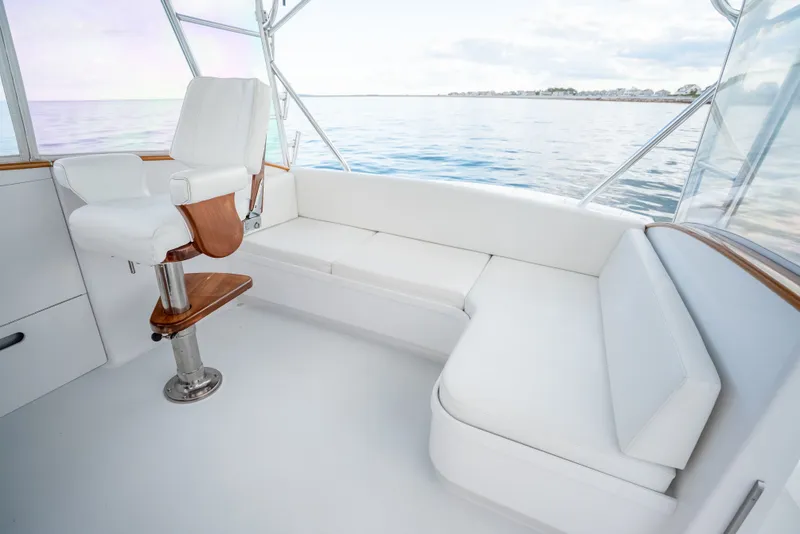 Slide: The Image of Knowles 40 Custom Walkaround 2002 - 28