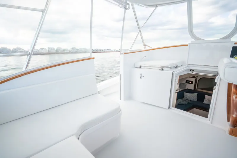 Slide: The Image of Knowles 40 Custom Walkaround 2002 - 30