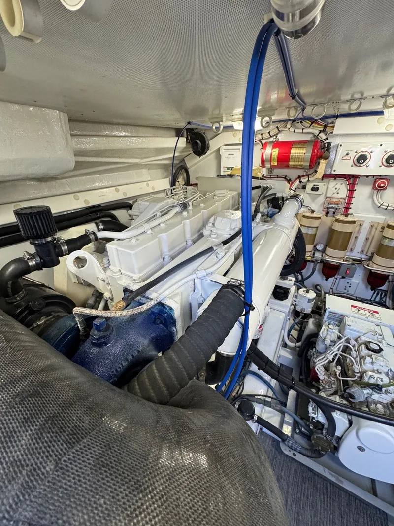 Slide: The Image of Knowles 40 Custom Walkaround 2002 - 40