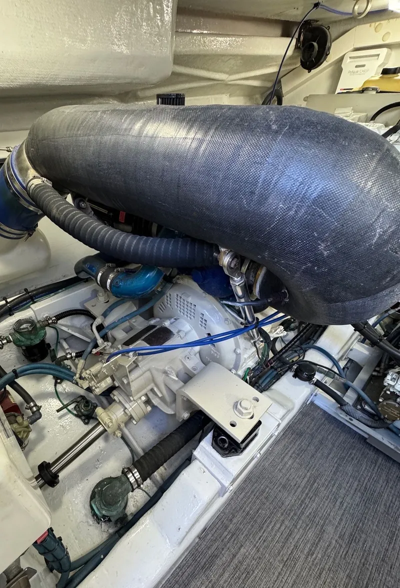 Slide: The Image of Knowles 40 Custom Walkaround 2002 - 42