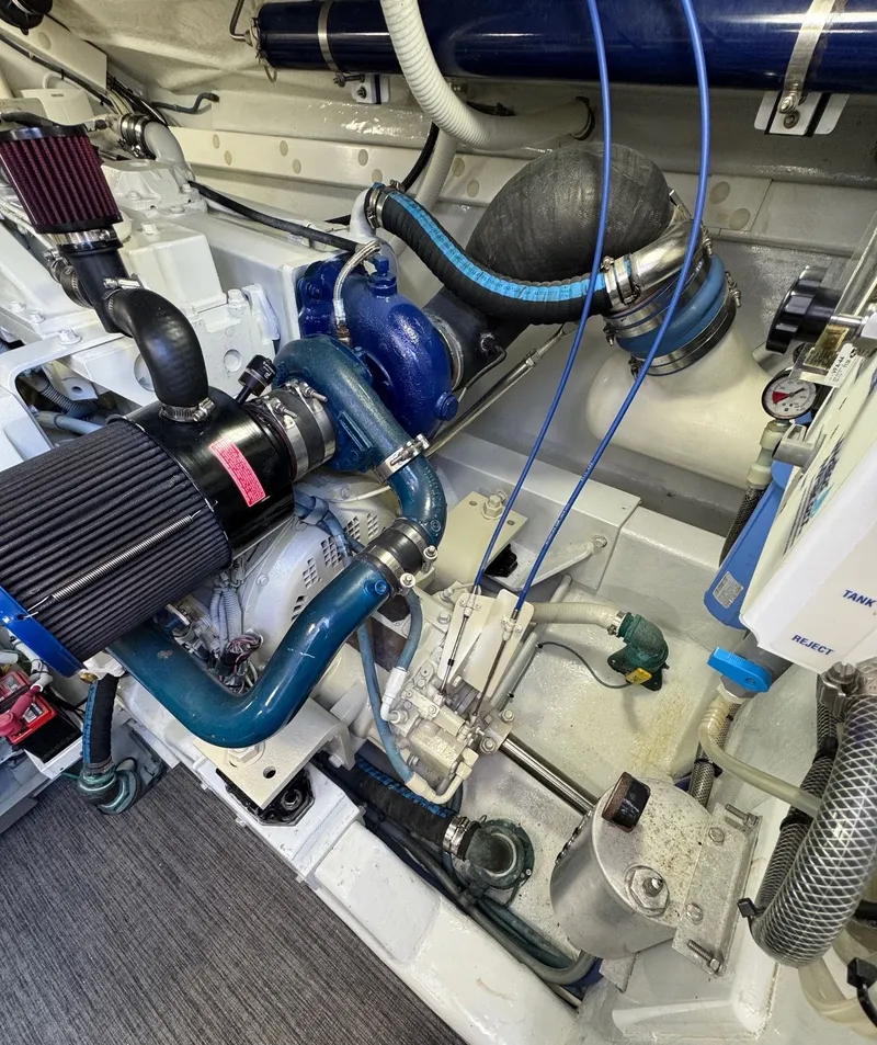 Slide: The Image of Knowles 40 Custom Walkaround 2002 - 43